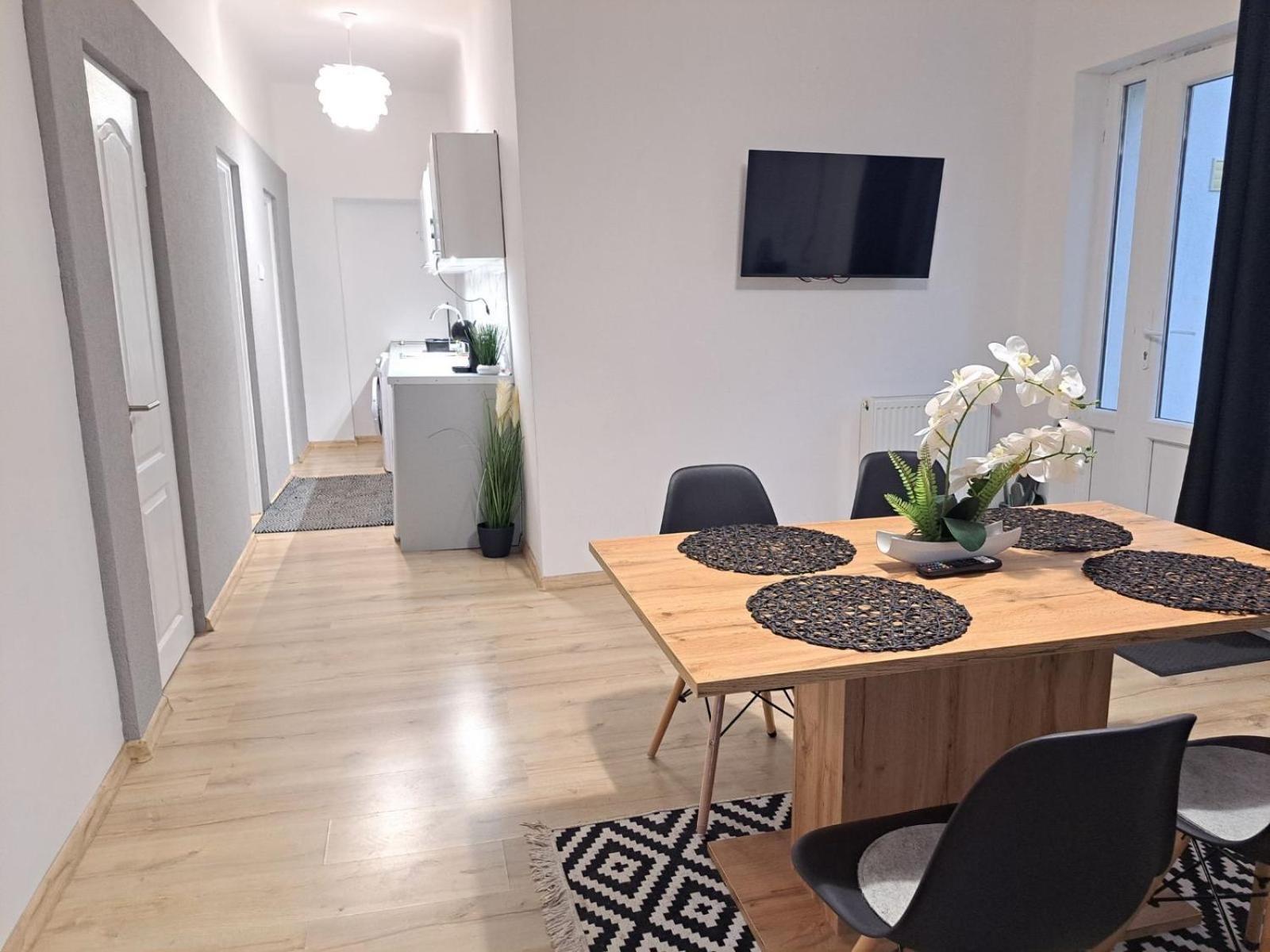 Bereg Szive Apartman Vasarosnameny Ngoại thất bức ảnh